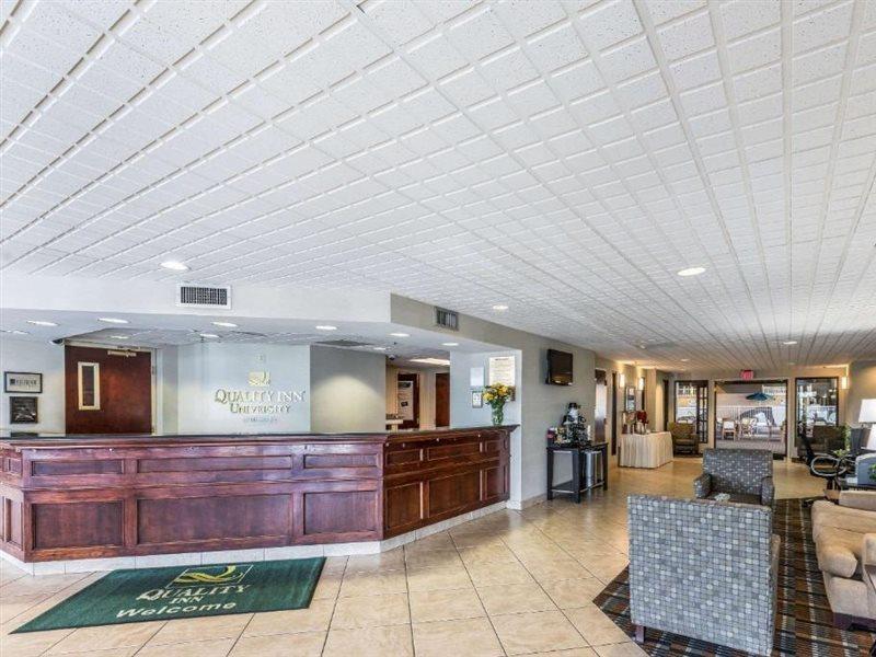 Quality Inn University Lansing Exterior foto